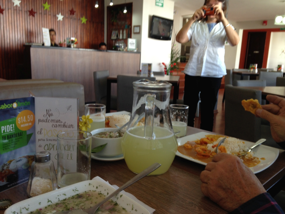 Wir speisten im Restaurant von Dietmars Sohn.
