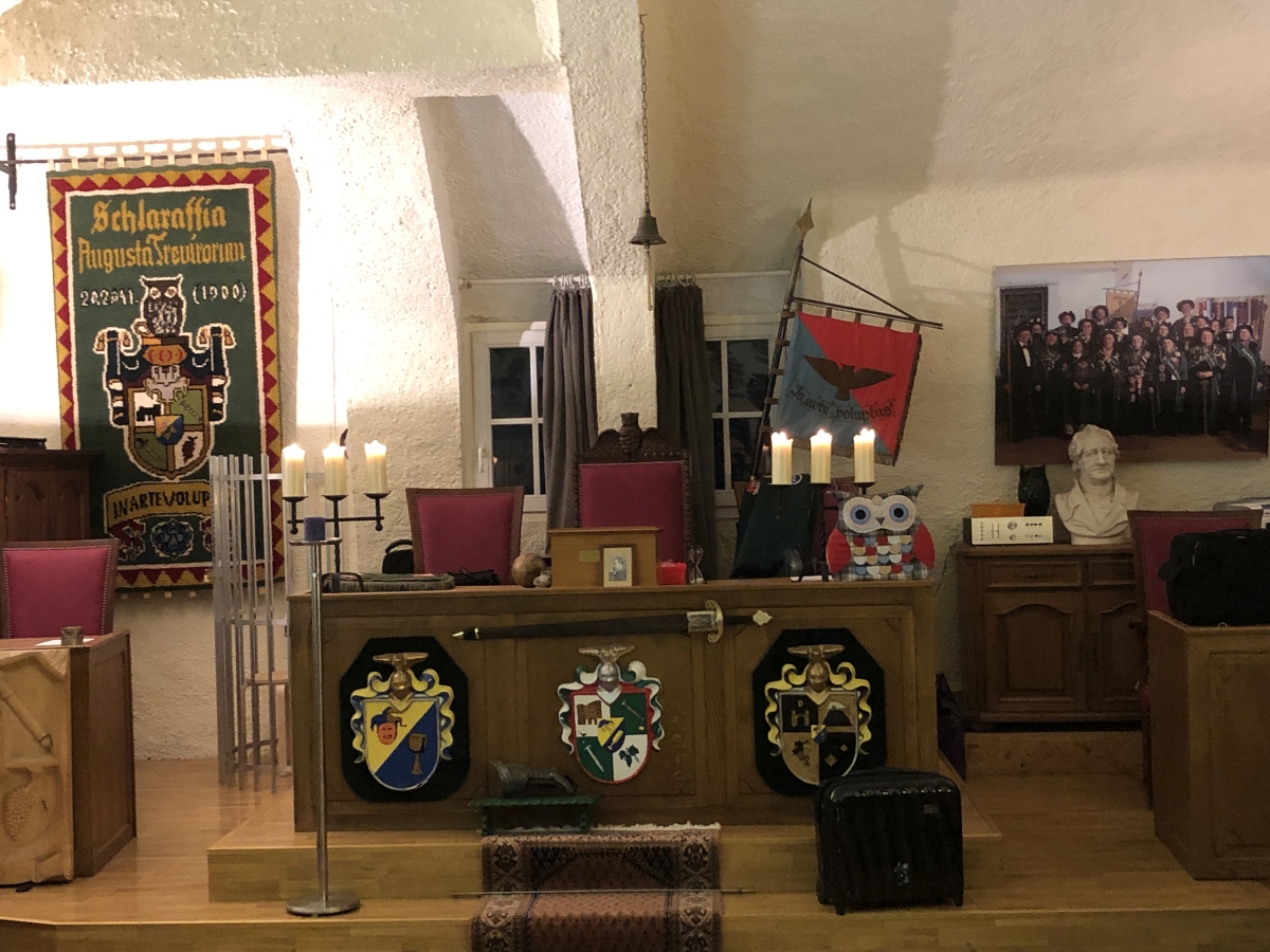 Der Thron der Augusta Trevirorum