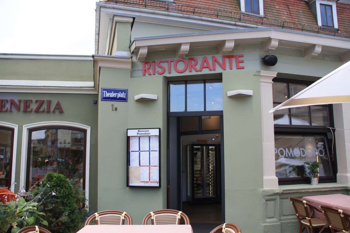Ristorante Pomodoro am Theaterplatz